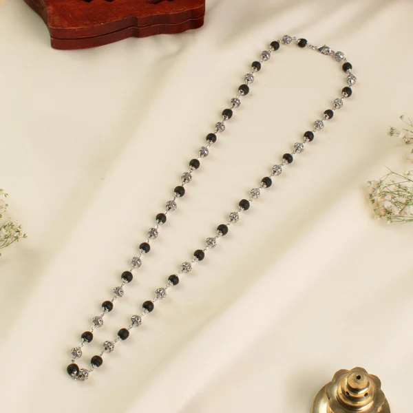 1b_d613d29f-a8aa-42fd-a982-0df89d7ab322 OM Bead Karungali Mala - Image 1